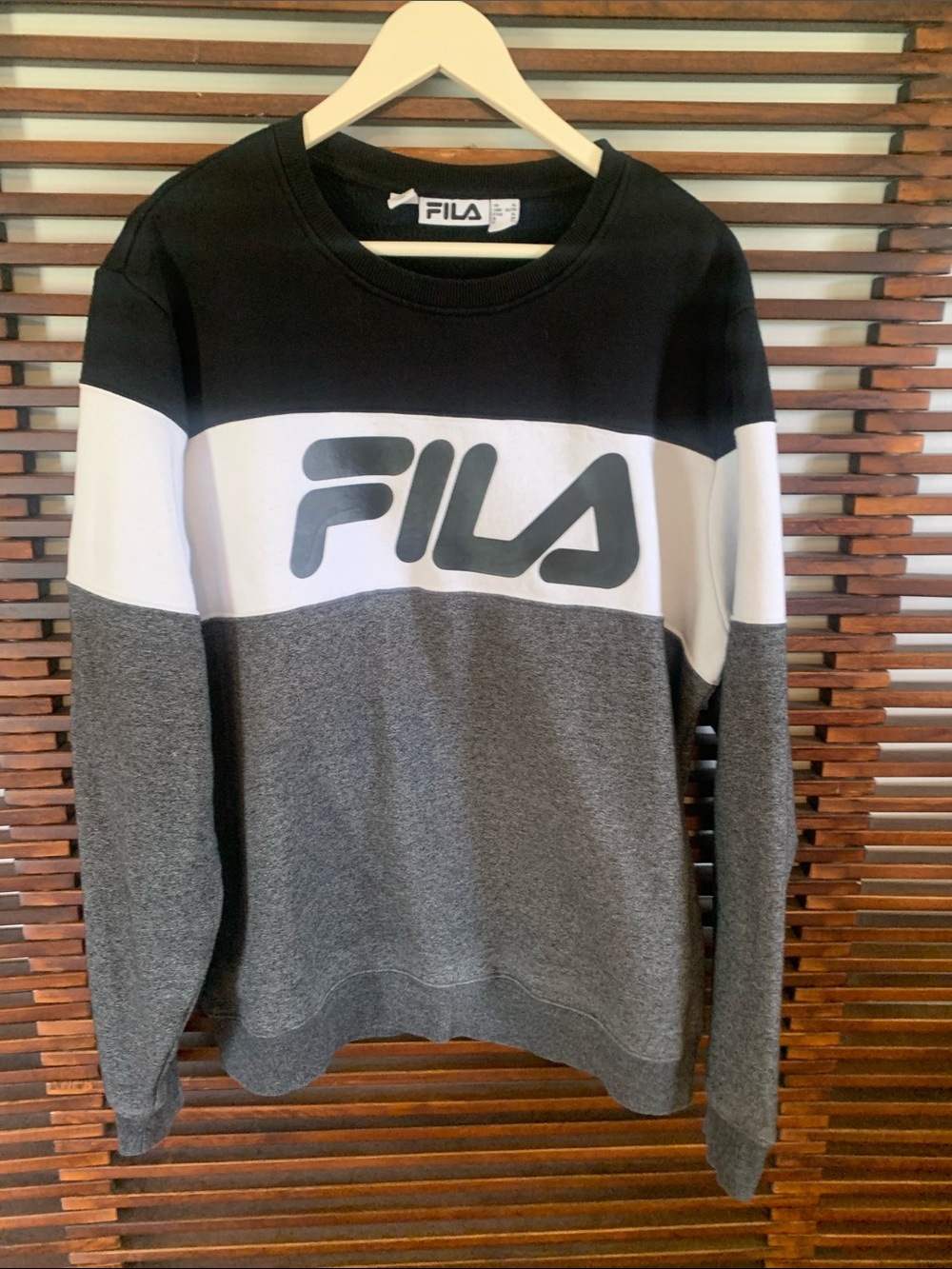 🎉NEW LISTING!🎉FILA Black White and Gray Colorblock Crewneck Sweatshirt